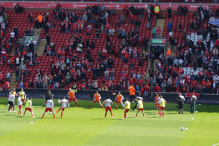 😂鲁尼：陪4个儿子看了4遍儿童节目，忍无可忍我便去结扎了