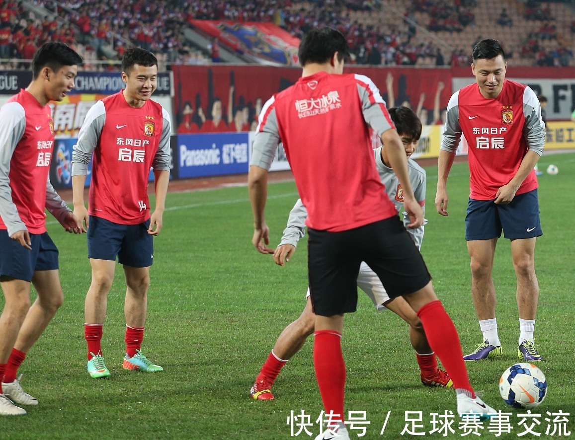 邮报：鲁尼评选本赛季英超三大最佳却忽略哈兰德，遭球迷嘲讽（邮报：鲁尼评今季英超三佳漏掉哈兰德，惹球迷群嘲）