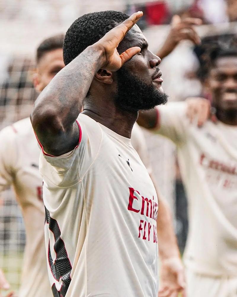 李玮锋：我觉得苏州的职业足球跟苏州这座城市还没有完全匹配（李玮锋：苏州职业足球与城市发展尚未相称）