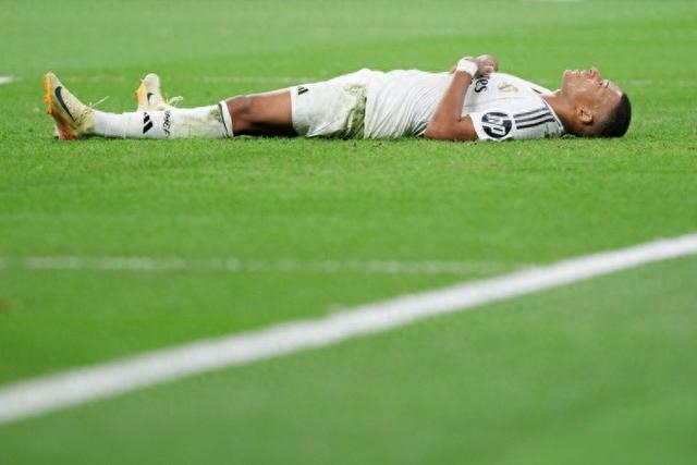 手感火热！拉文三节三分10中8爆砍37分5篮板