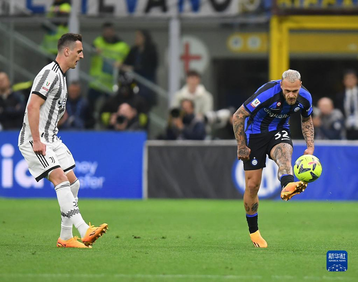 布翁焦尔诺谈主场欧冠首秀：听见欧冠主题曲时我感到无比激动