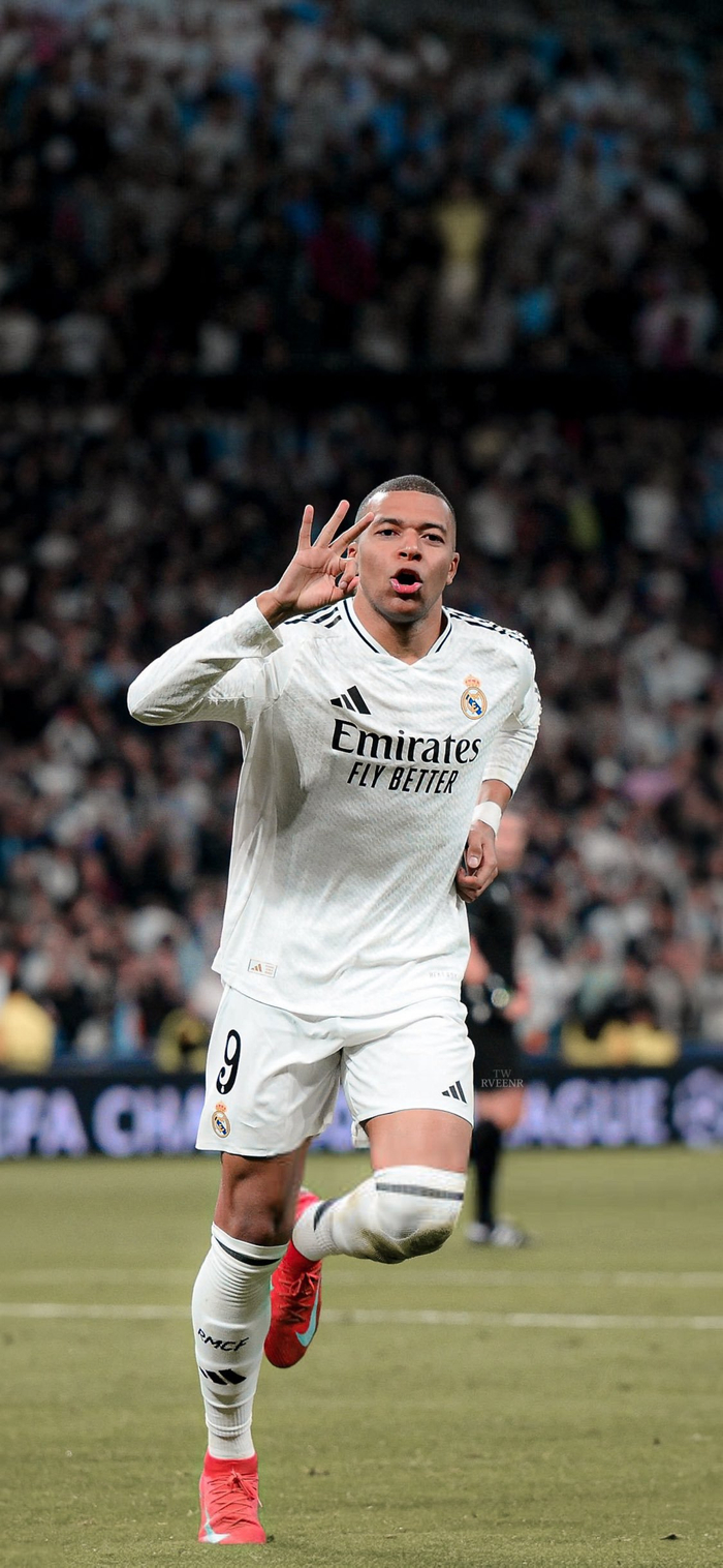 一桩六千万转会的落空，如何让曼联和维拉同时感到悔不当初