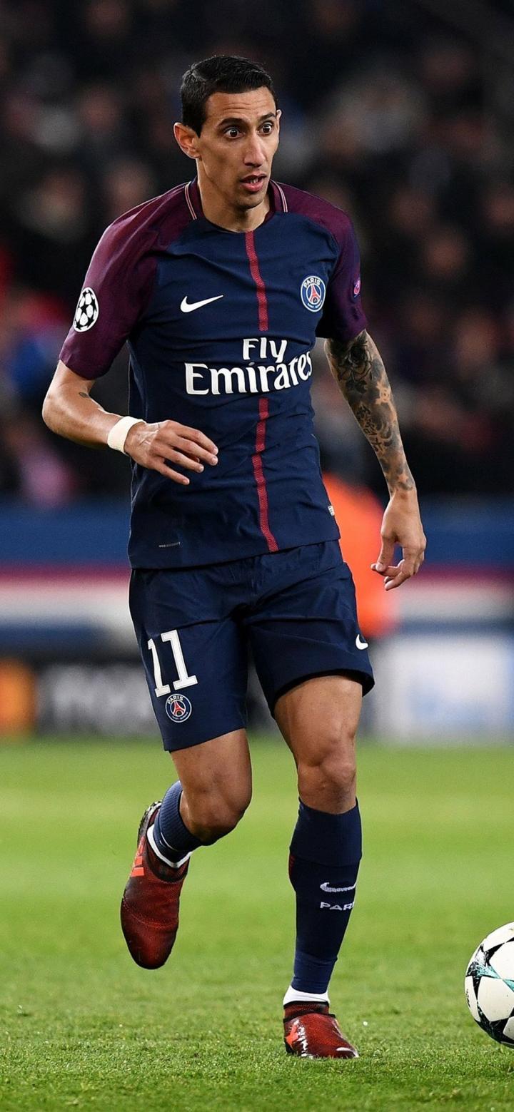 一掌给曼联“打懵”了？盖耶13分钟掌掴队友染红，红魔多打一人却输球（盖耶13分钟掌掴队友吃红，曼联多打一人仍告负）