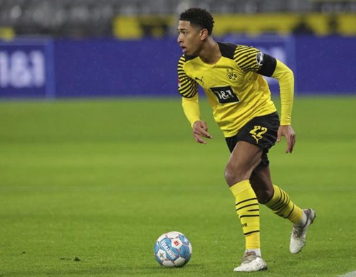 自加盟拜仁以来，奥利塞助攻、成功过人等数据位列德甲第一（加盟拜仁后，奥利塞在助攻和成功过人等指标上领跑德甲）