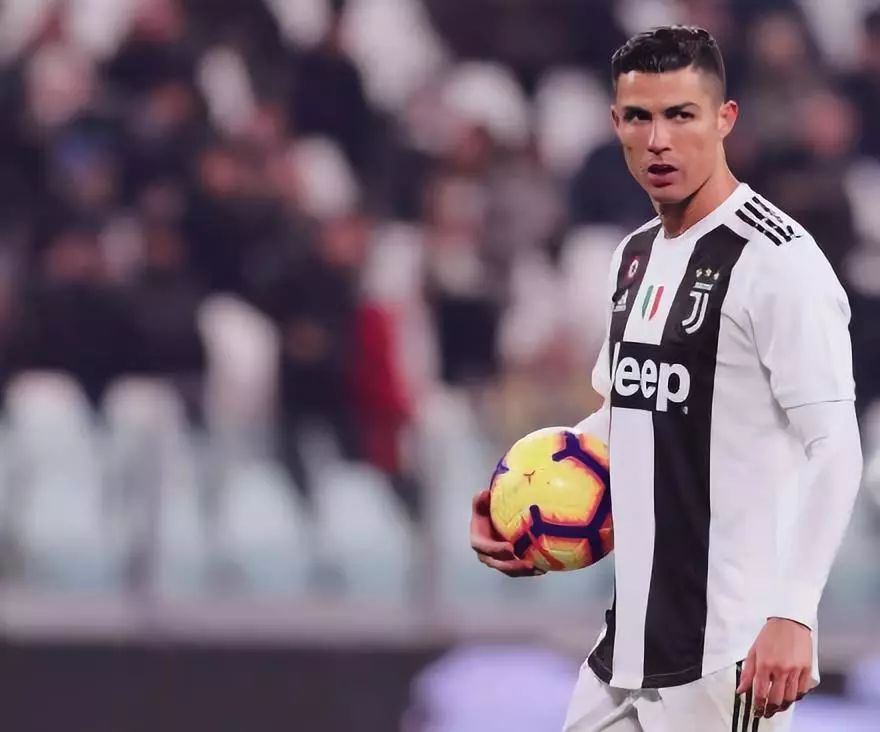 凌空抽射太炸裂了