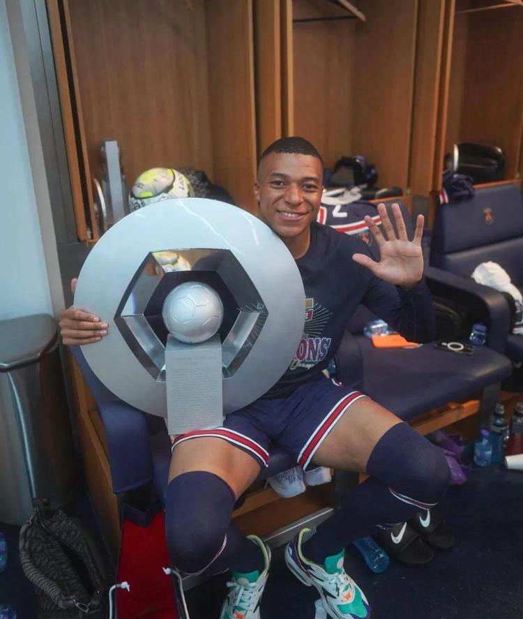 2025／26赛季英超：瓜帅警告！若不进步，三四月份我们根本无力争夺冠军（英超2025／26赛季前瞻：瓜迪奥拉示警，若球队不提升，三四月恐无力争冠）