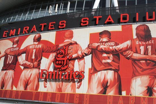 不到24岁！杰伦·约翰逊成为历史上砍下20+15+15最年轻前锋