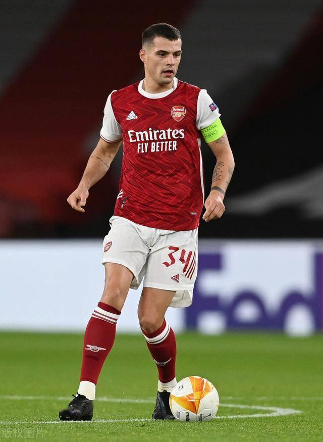 记者：阿隆索国家德比惹恼维尼修斯后，曾让米利唐去找他谈谈